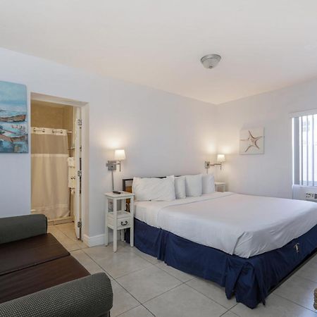 Hollywood Broadwalk Oceanside Hotel מראה חיצוני תמונה