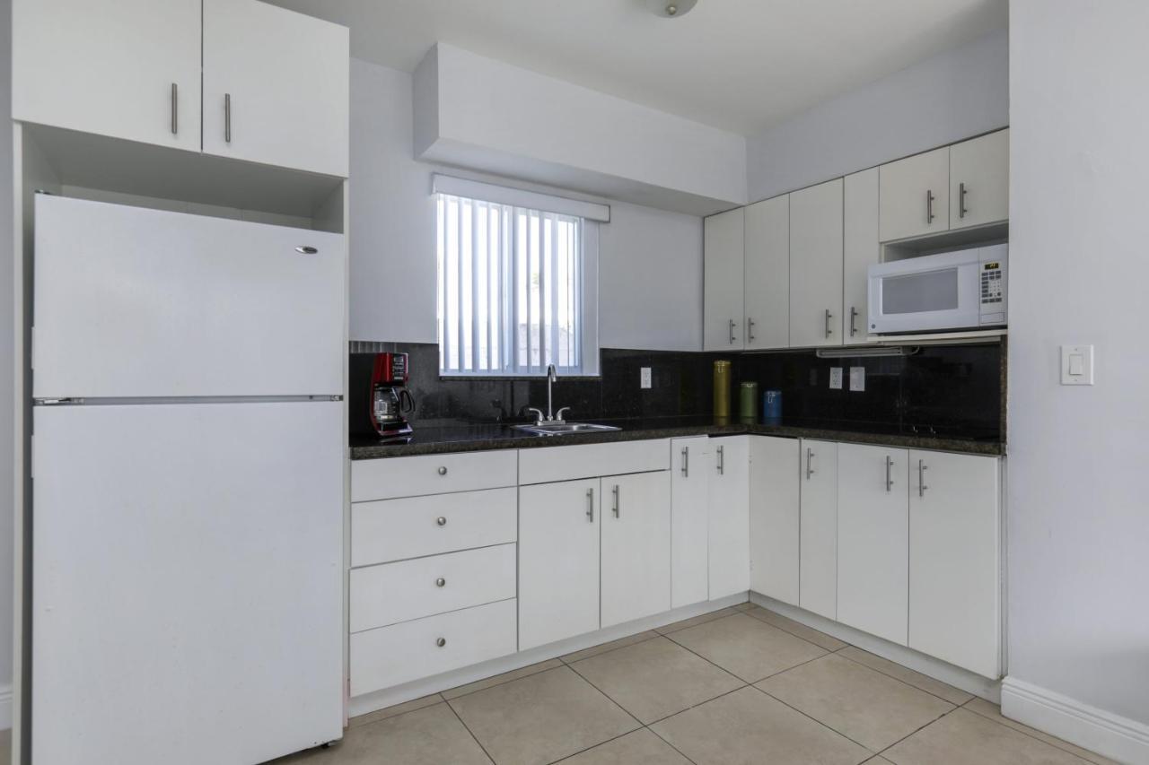 Hollywood Broadwalk Oceanside Hotel מראה חיצוני תמונה