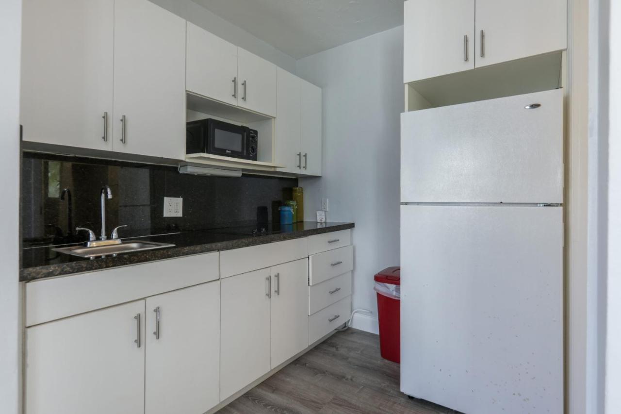 Hollywood Broadwalk Oceanside Hotel מראה חיצוני תמונה